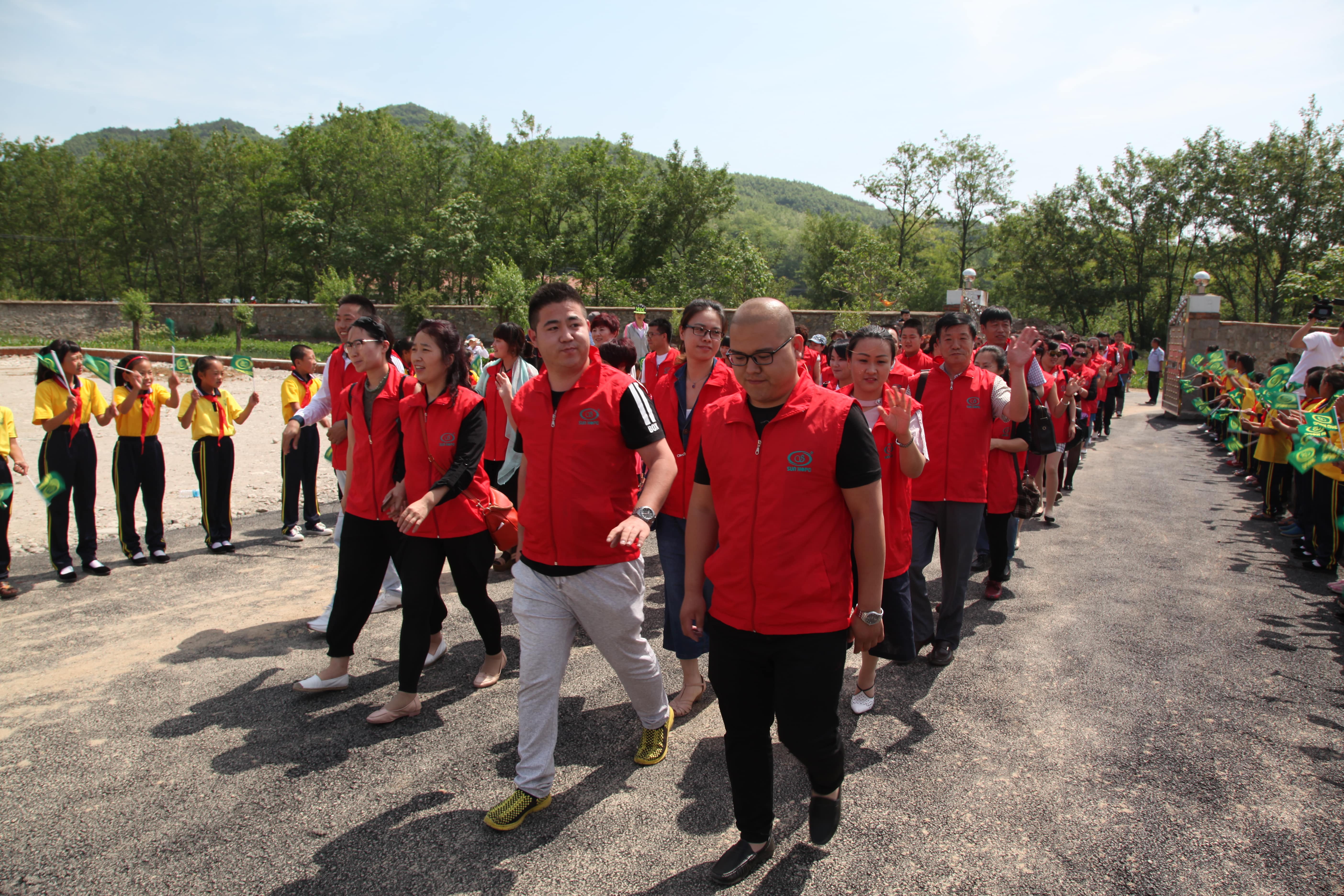第52所 岫岩县前营镇西大营开元（中国）董波小学